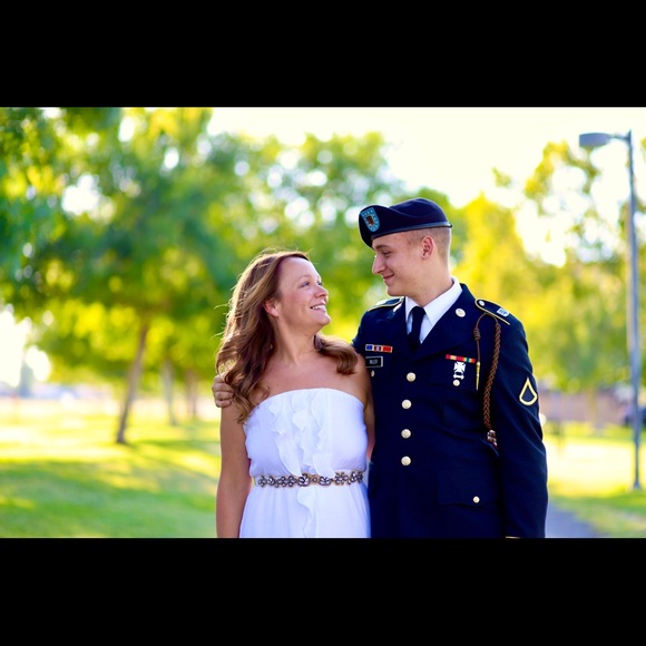 Meet your Posher, Yolan - Picture 2 of 16